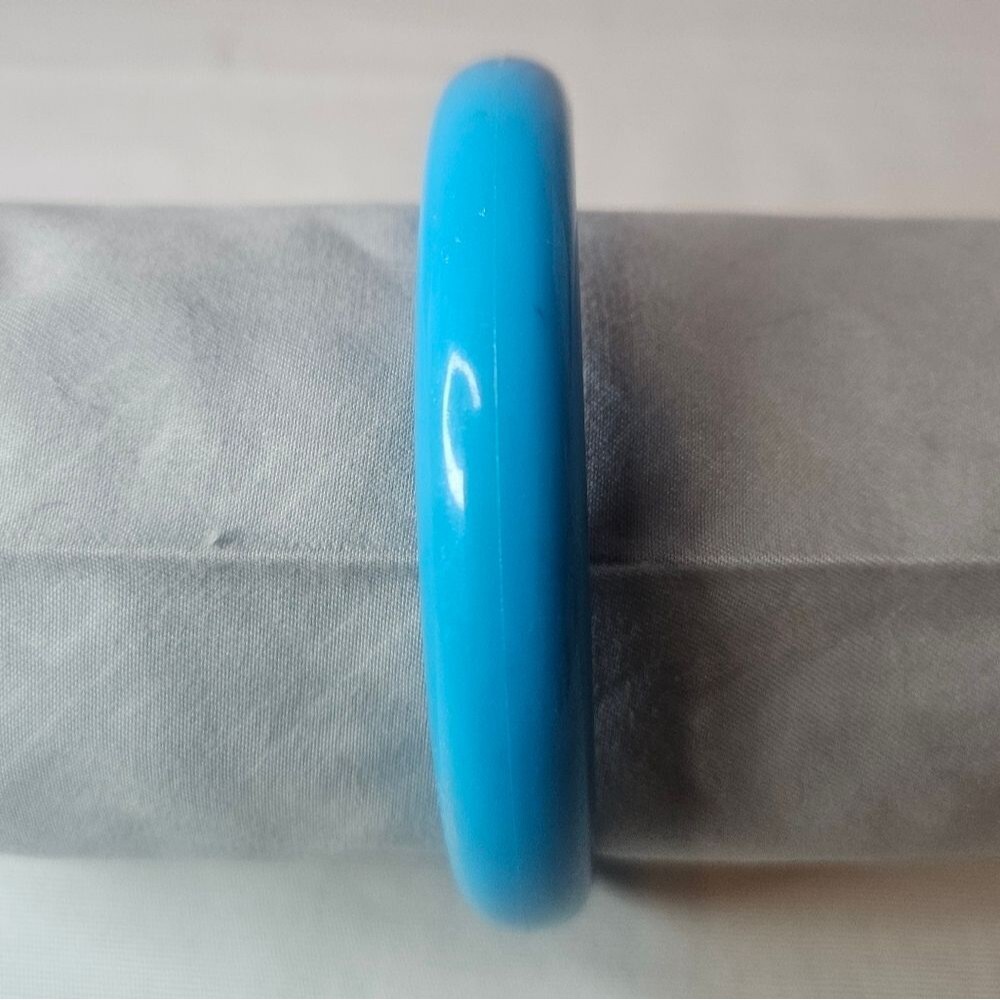 Vintage Blue Plastic Bangle 80s-90s